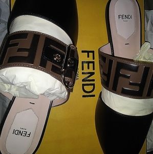 Fendi Savor Vitello 4 mules 2  8.5 US